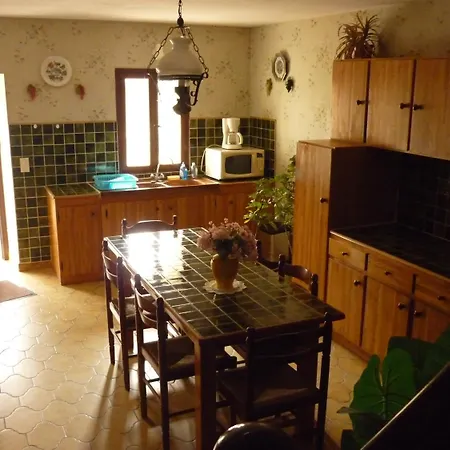 Domaine De Rode Buze 3* Cahors