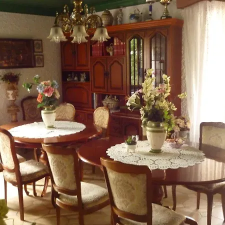 Bed & Breakfast Domaine De Rode Buze