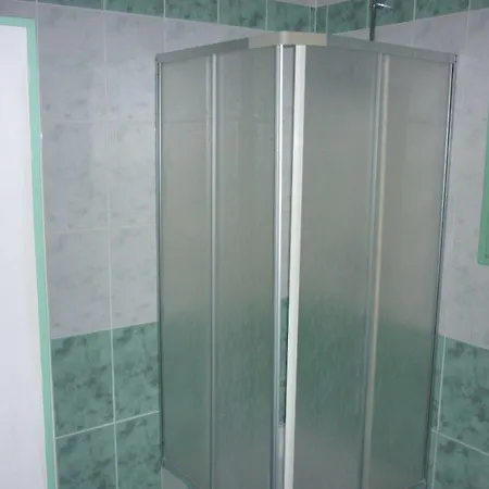 فندق مبيت وإفطار Domaine De Rode Buze 3*