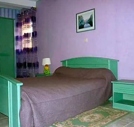 Bed & Breakfast Domaine De Rode Buze 3*