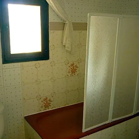 Domaine De Rode Buze Bed & Breakfast 3*