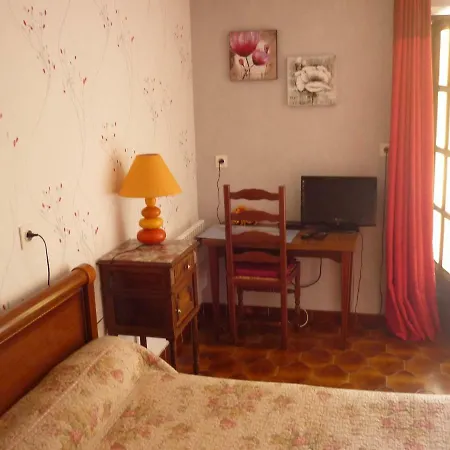 Domaine De Rode Buze Bed and breakfast