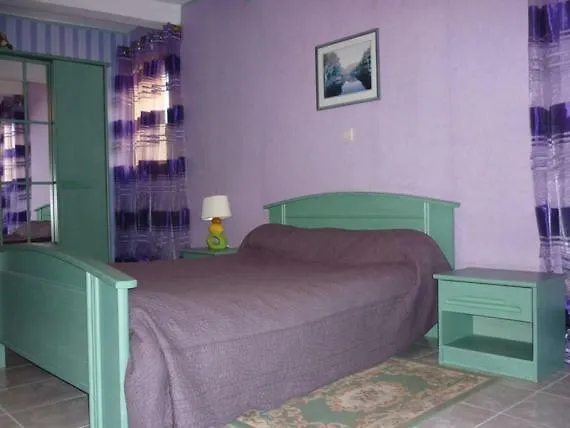 Bed & Breakfast Domaine De Rode Buze